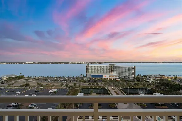 $5,450 | 1170 Gulf Boulevard, Unit 1506, Clearwater, FL 33767