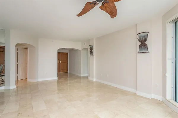 $5,450 | 1170 Gulf Boulevard, Unit 1506, Clearwater, FL 33767