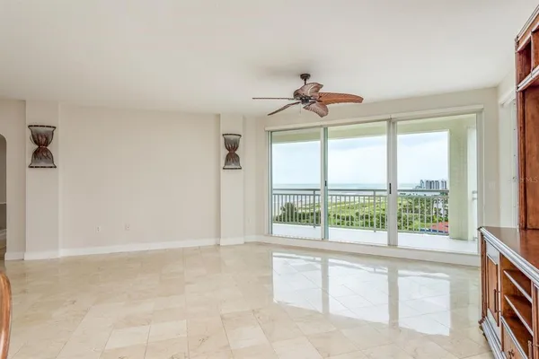 $5,450 | 1170 Gulf Boulevard, Unit 1506, Clearwater, FL 33767