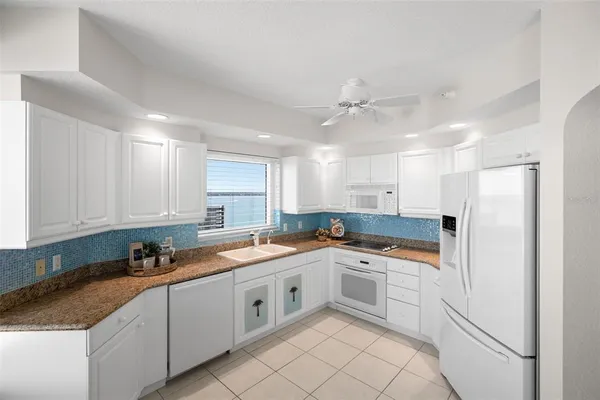 $5,450 | 1170 Gulf Boulevard, Unit 1506, Clearwater, FL 33767