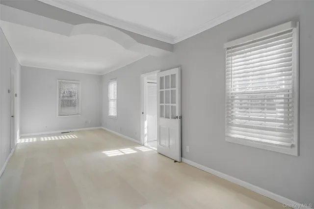 $549,000 | 59 Richard Avenue, Islip Terrace, NY 11752