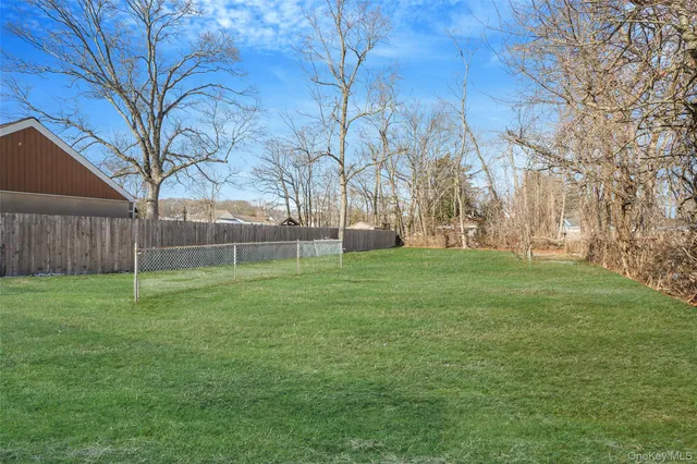 $549,000 | 59 Richard Avenue, Islip Terrace, NY 11752