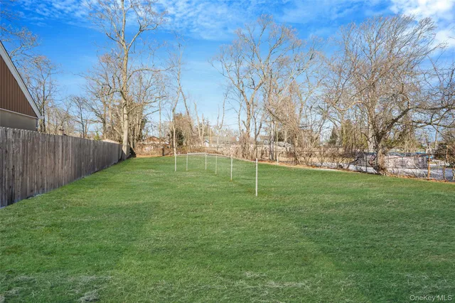 $549,000 | 59 Richard Avenue, Islip Terrace, NY 11752