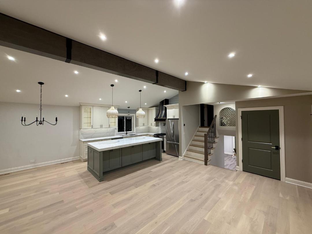 700 Florence Drive Park Ridge, IL 60068 - Photo 4 of 70