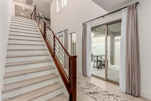 $946,500 | 9770 Hiking Avenue, Las Vegas, NV 89166