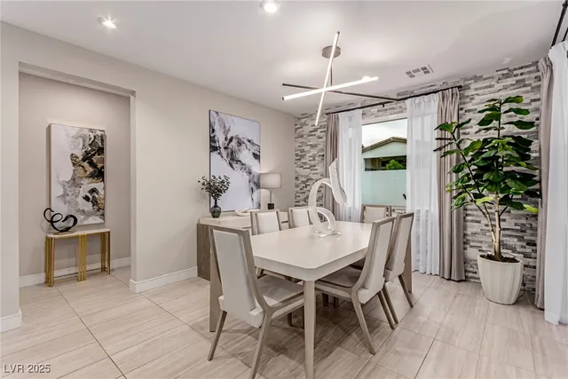 $946,500 | 9770 Hiking Avenue, Las Vegas, NV 89166