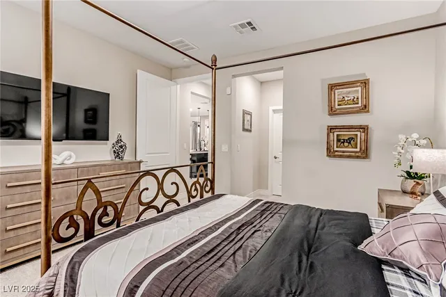 $946,500 | 9770 Hiking Avenue, Las Vegas, NV 89166