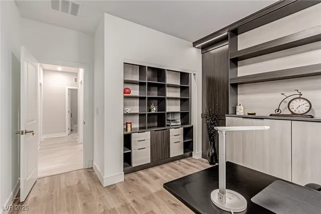 $946,500 | 9770 Hiking Avenue, Las Vegas, NV 89166