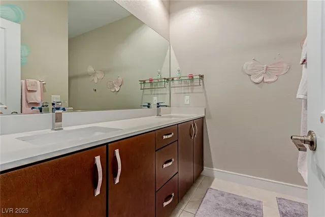 $946,500 | 9770 Hiking Avenue, Las Vegas, NV 89166