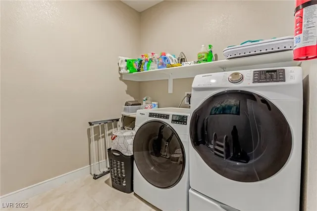 $946,500 | 9770 Hiking Avenue, Las Vegas, NV 89166