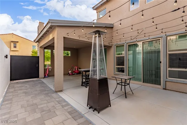 $946,500 | 9770 Hiking Avenue, Las Vegas, NV 89166
