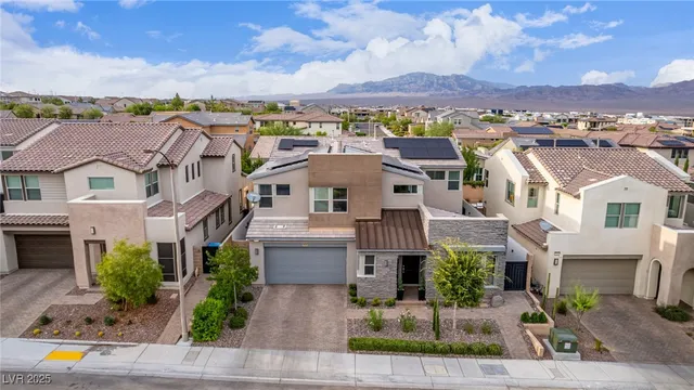 $946,500 | 9770 Hiking Avenue, Las Vegas, NV 89166