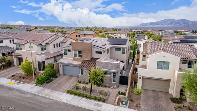 $946,500 | 9770 Hiking Avenue, Las Vegas, NV 89166