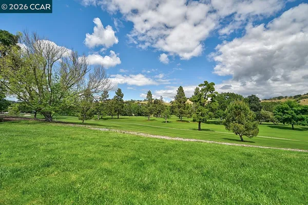 $850,000 | 2324 Tice Creek Drive, Unit 3, Walnut Creek, CA 94595