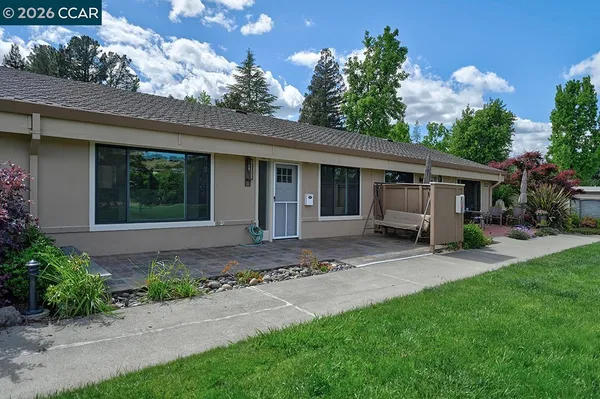 $850,000 | 2324 Tice Creek Drive, Unit 3, Walnut Creek, CA 94595