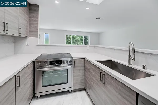 $850,000 | 2324 Tice Creek Drive, Unit 3, Walnut Creek, CA 94595