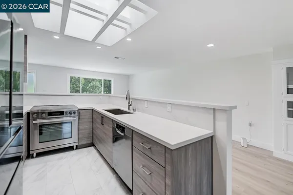 $850,000 | 2324 Tice Creek Drive, Unit 3, Walnut Creek, CA 94595