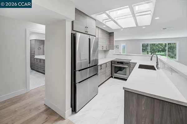 $850,000 | 2324 Tice Creek Drive, Unit 3, Walnut Creek, CA 94595