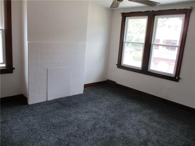 1507 Evergreen Road Pittsburgh, PA 15209 - Photo 8 of 14 Gallery Image 8