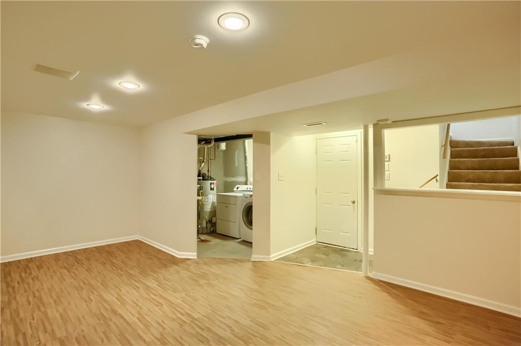 32 Castle View Drive McKees Rocks, PA 15136 - Photo 24 of 25