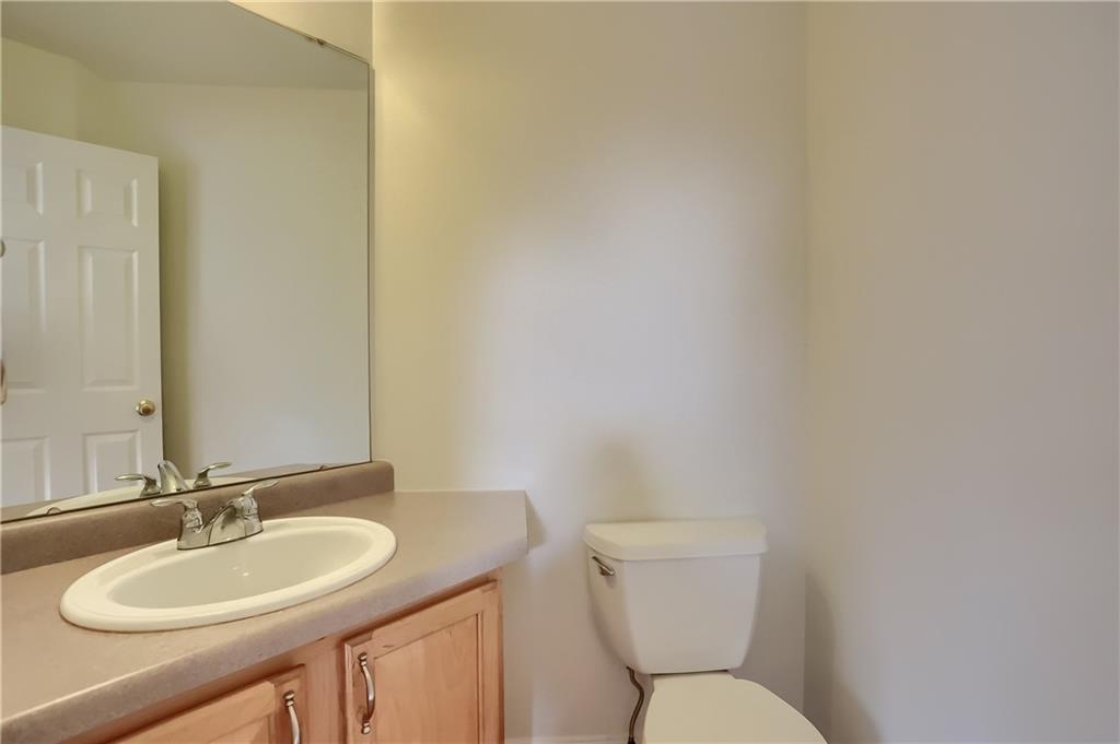 32 Castle View Drive McKees Rocks, PA 15136 - Photo 6 of 25