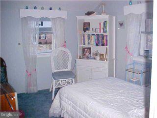 122 Lyster Road Oreland, PA 19075 - Photo 5 of 6 Gallery Image 5