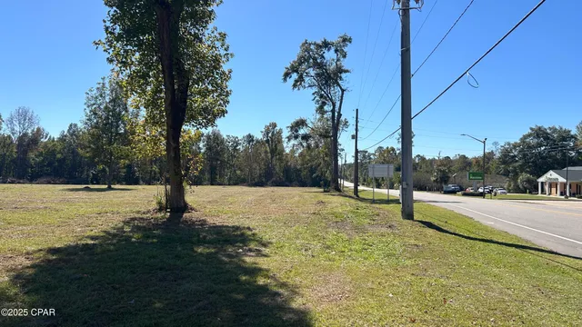 $899,000 | 23834 North State Line Highway, Laurel Hill, FL 32567