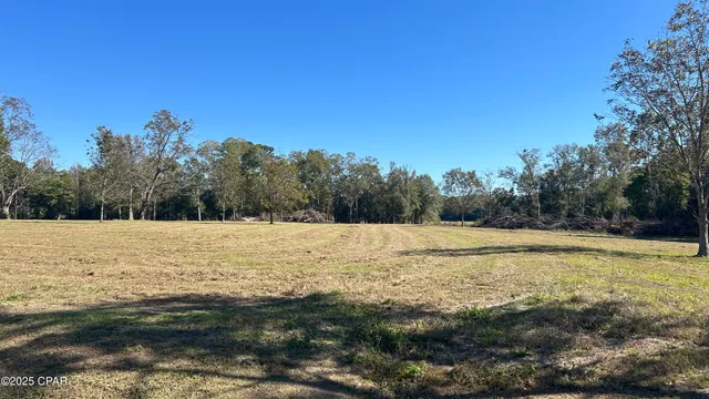 $899,000 | 23834 North State Line Highway, Laurel Hill, FL 32567