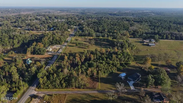 $899,000 | 23834 North State Line Highway, Laurel Hill, FL 32567