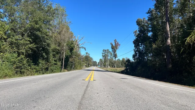 $899,000 | 23834 North State Line Highway, Laurel Hill, FL 32567