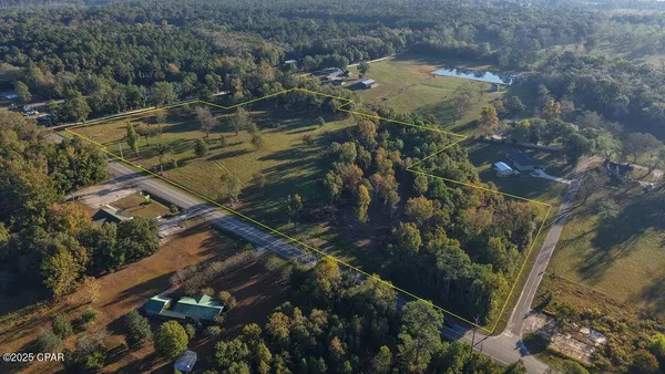 $899,000 | 23834 North State Line Highway, Laurel Hill, FL 32567