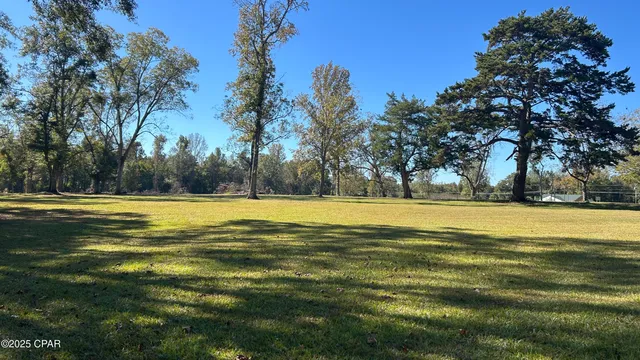 $899,000 | 23834 North State Line Highway, Laurel Hill, FL 32567