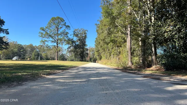 $899,000 | 23834 North State Line Highway, Laurel Hill, FL 32567