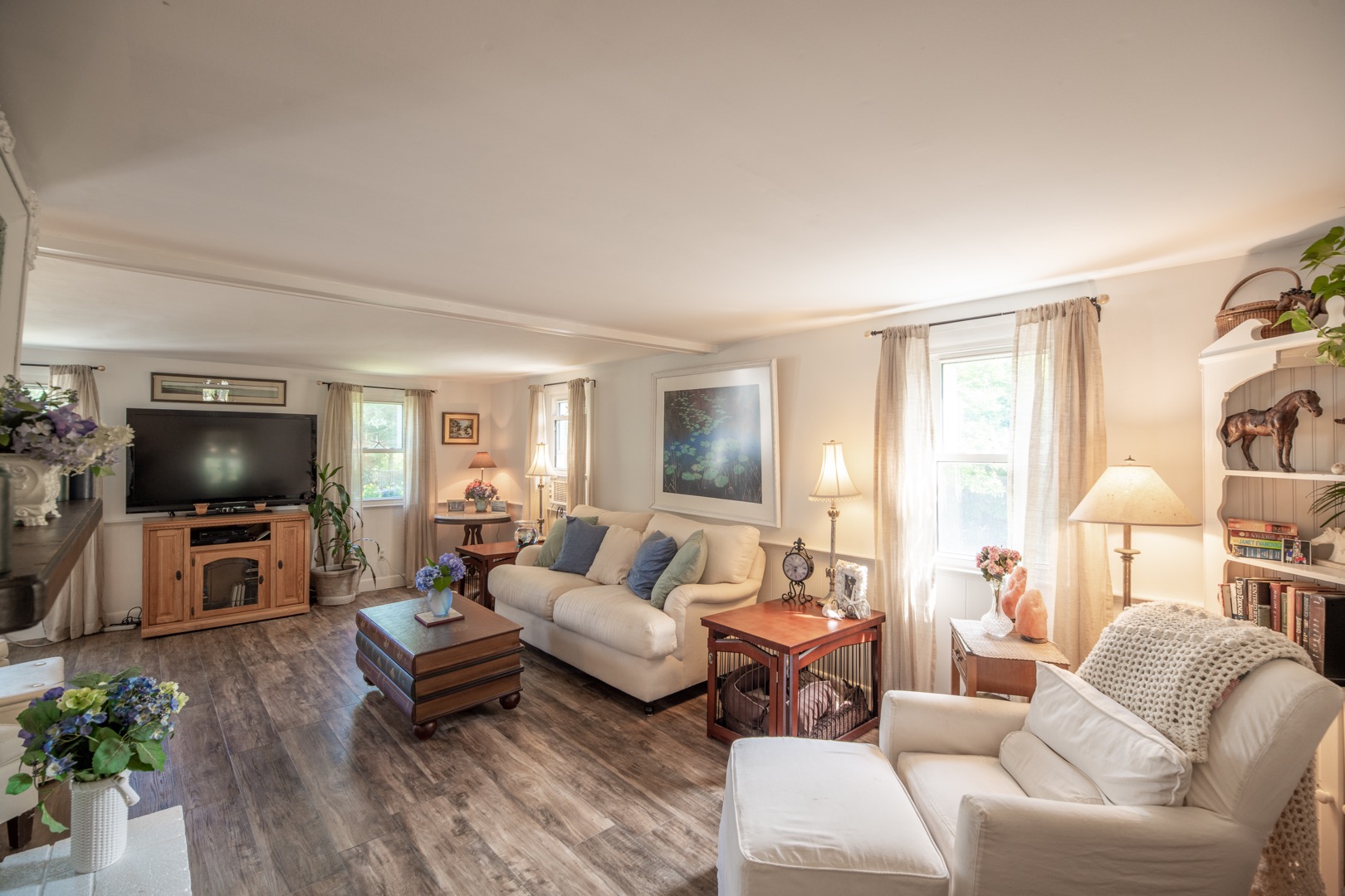 52 Somerset Road Nantucket, MA 02554 - Photo 10 of 43 Gallery Image 10