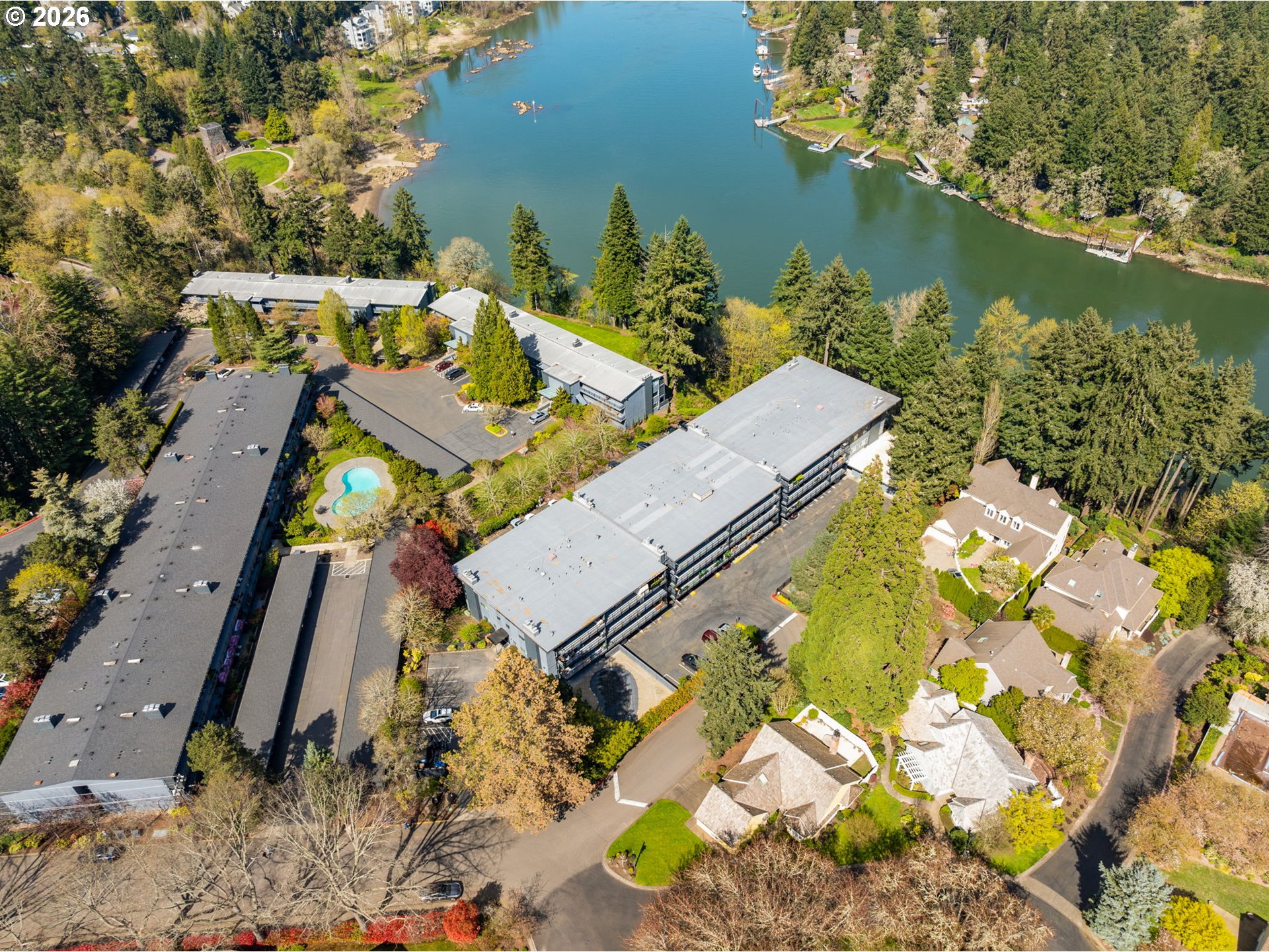 200 Southwest Burnham Road, Unit 402 Lake Oswego, OR 97034 - Photo 28 of 33