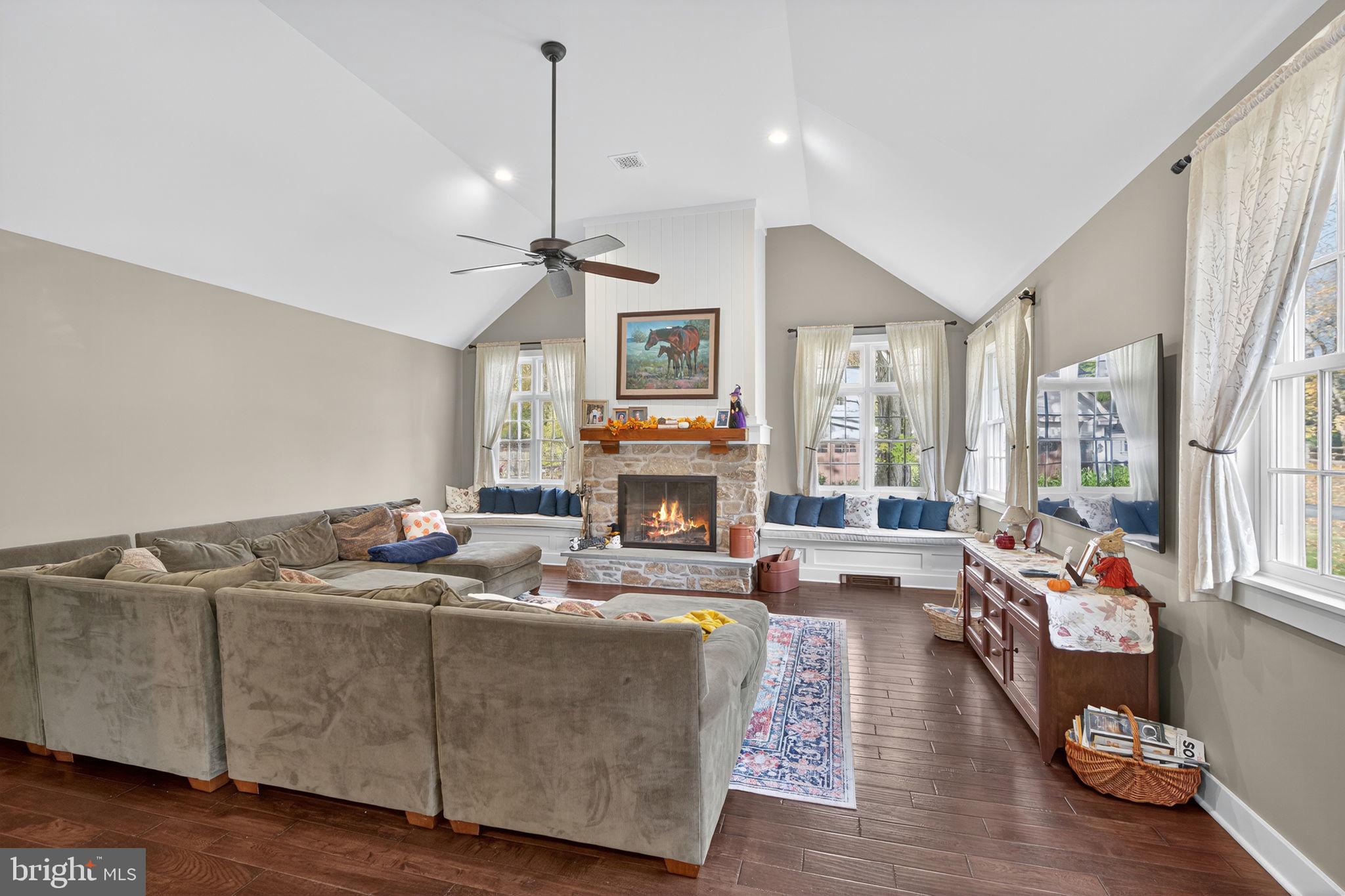 813 Plymouth Road Ambler, PA 19002 - Photo 27 of 88