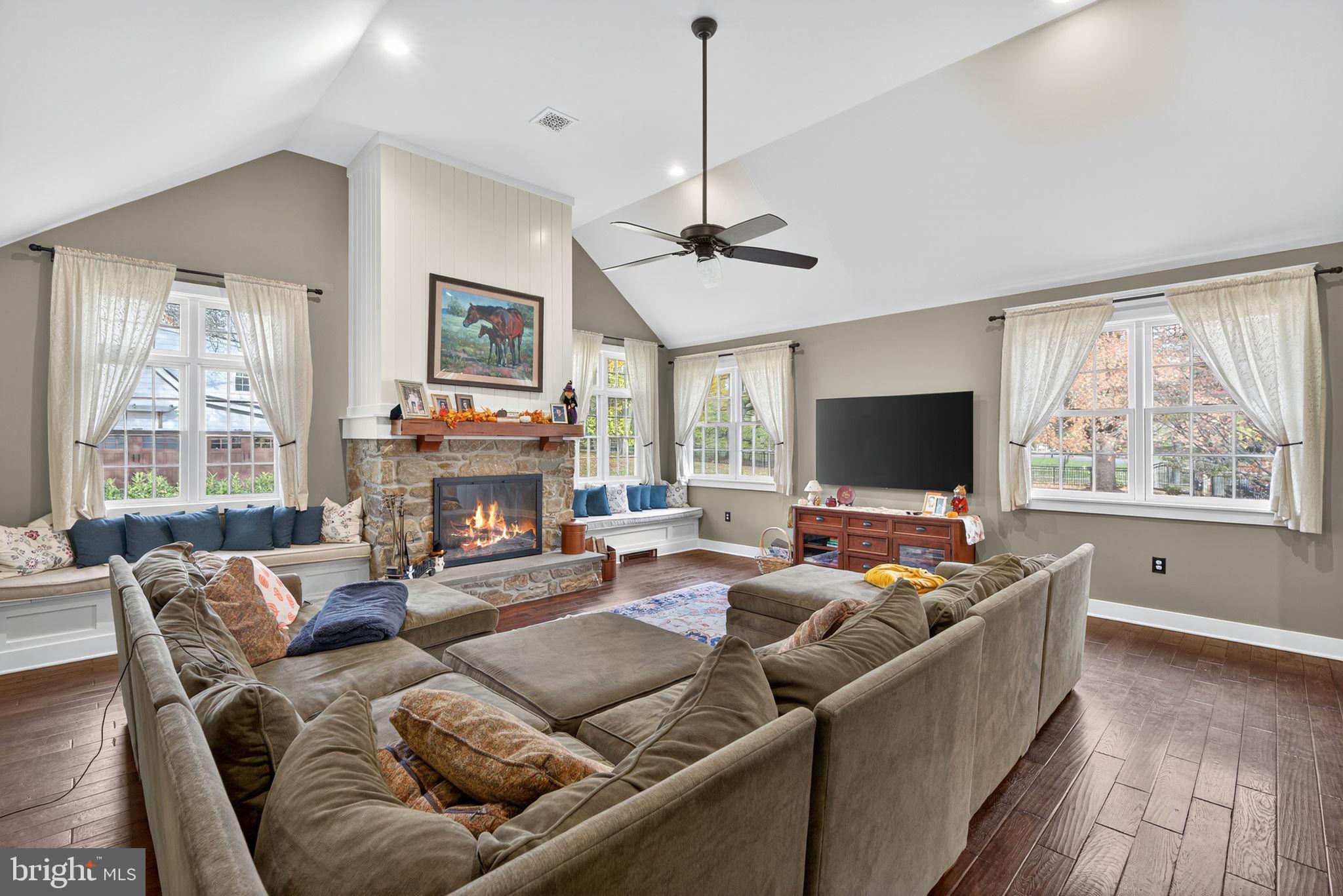 813 Plymouth Road Ambler, PA 19002 - Photo 30 of 88