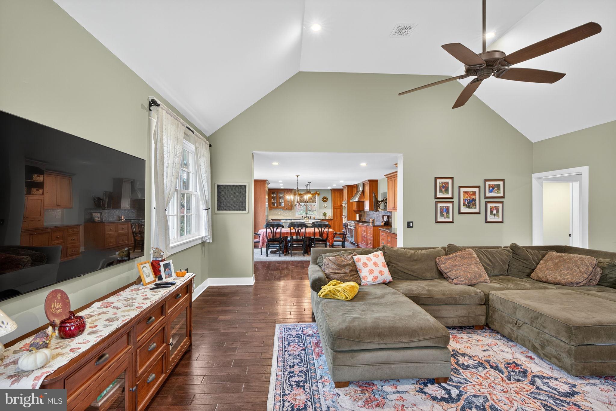 813 Plymouth Road Ambler, PA 19002 - Photo 34 of 88