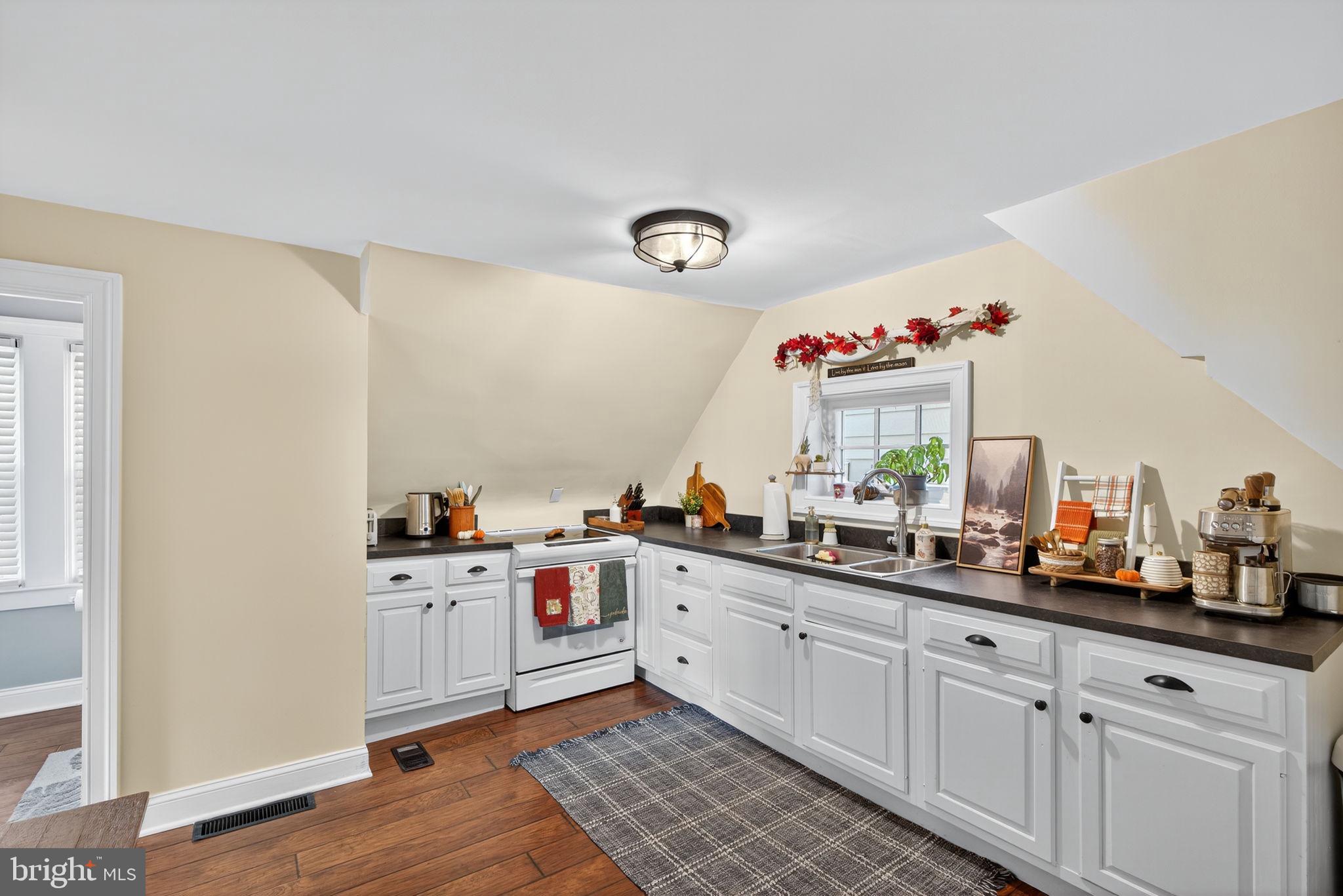 813 Plymouth Road Ambler, PA 19002 - Photo 85 of 88