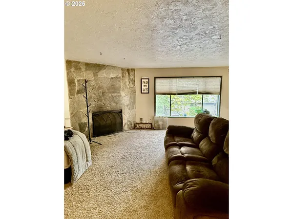 $264,999 | 24044 Northeast Treehill Drive, Wood Village, OR 97060