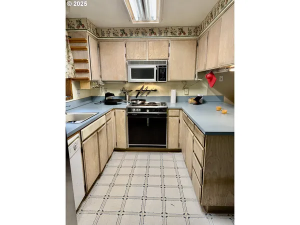 $264,999 | 24044 Northeast Treehill Drive, Wood Village, OR 97060