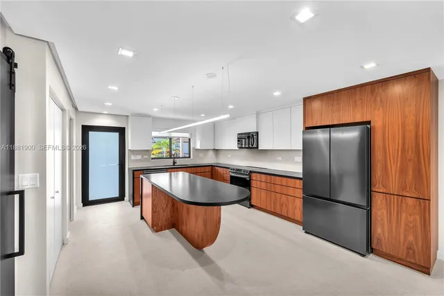 $4,100 | 2211 Northeast 122nd Street, Unit 2211, North Miami, FL 33181