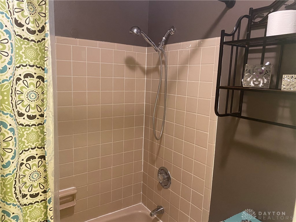 4187 Silver Oak Street Riverside, OH 45424 - Photo 27 of 40 Gallery Image 27