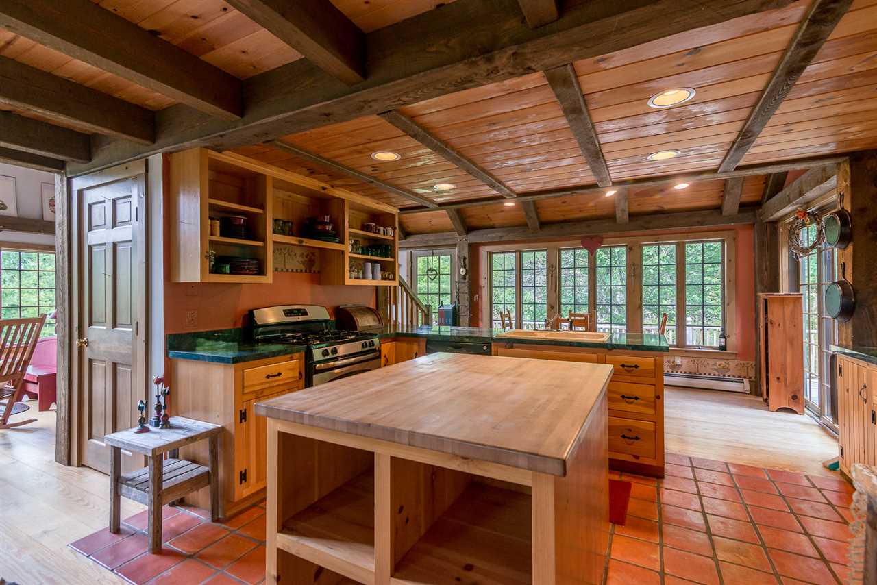 361 South Hill Road Manchester, VT 05255 - Photo 7 of 15 Gallery Image 7