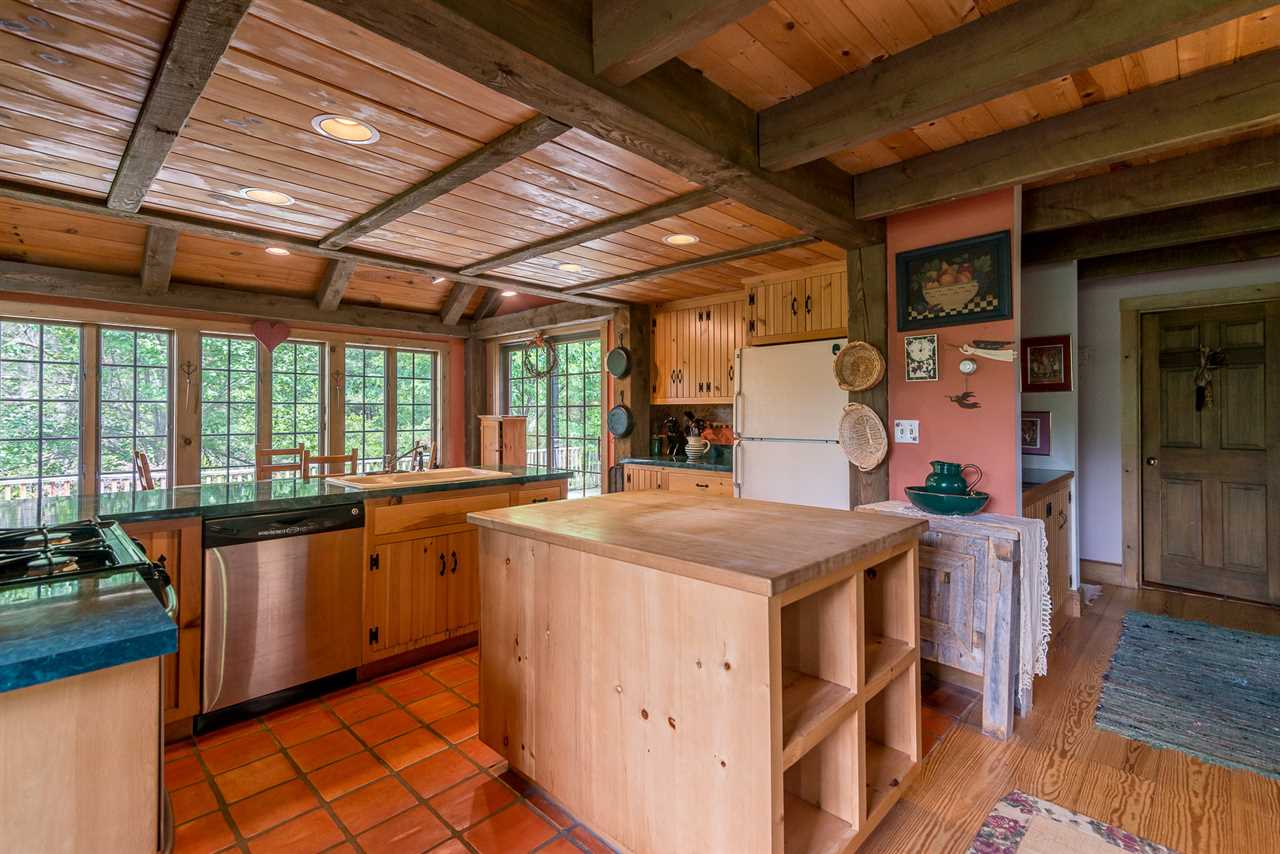 361 South Hill Road Manchester, VT 05255 - Photo 8 of 15 Gallery Image 8