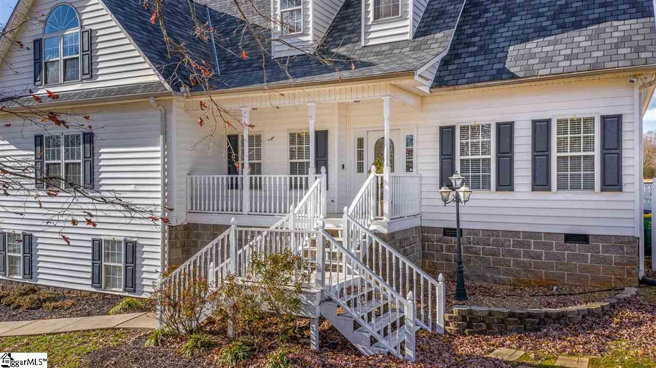 134 Pheasant Way Fountain Inn, SC 29644 - Photo 2 of 36