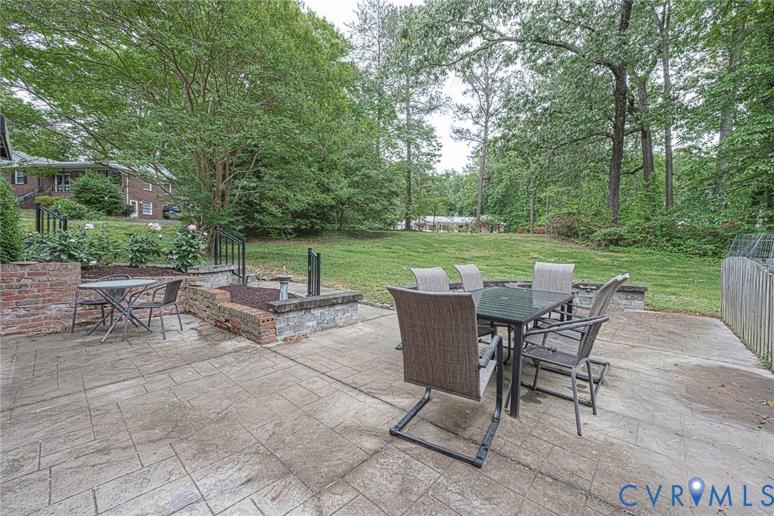 8831 Chippenham Road Richmond, VA 23235 - Photo 17 of 48 Stamped Concrete Patio