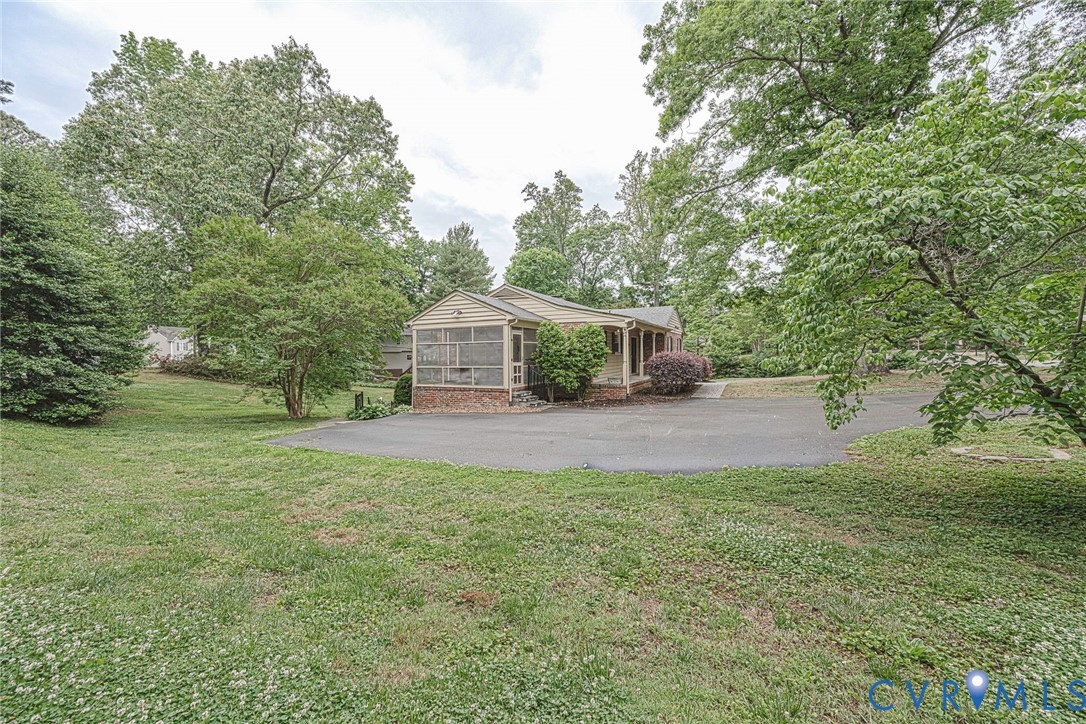 8831 Chippenham Road Richmond, VA 23235 - Photo 47 of 48 Tons of Parking. Screened Porch for Relaxing