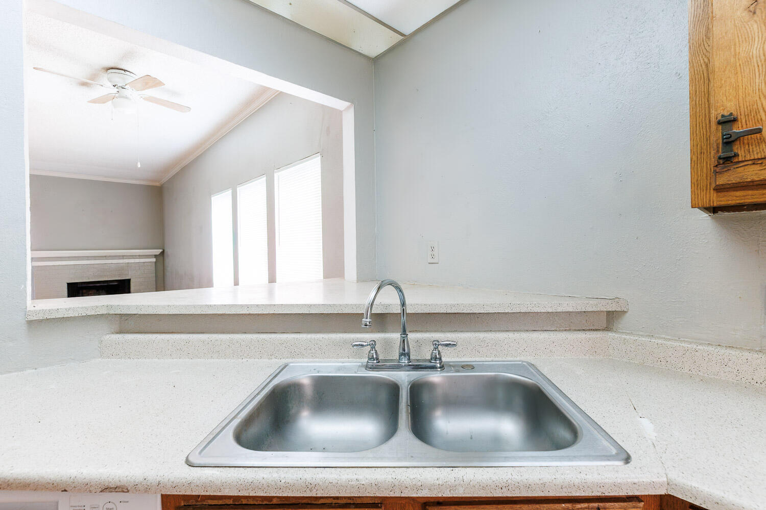 7405 Avenue X, Unit 103 Lubbock, TX 79423 - Photo 14 of 33 a close view of sink and tap