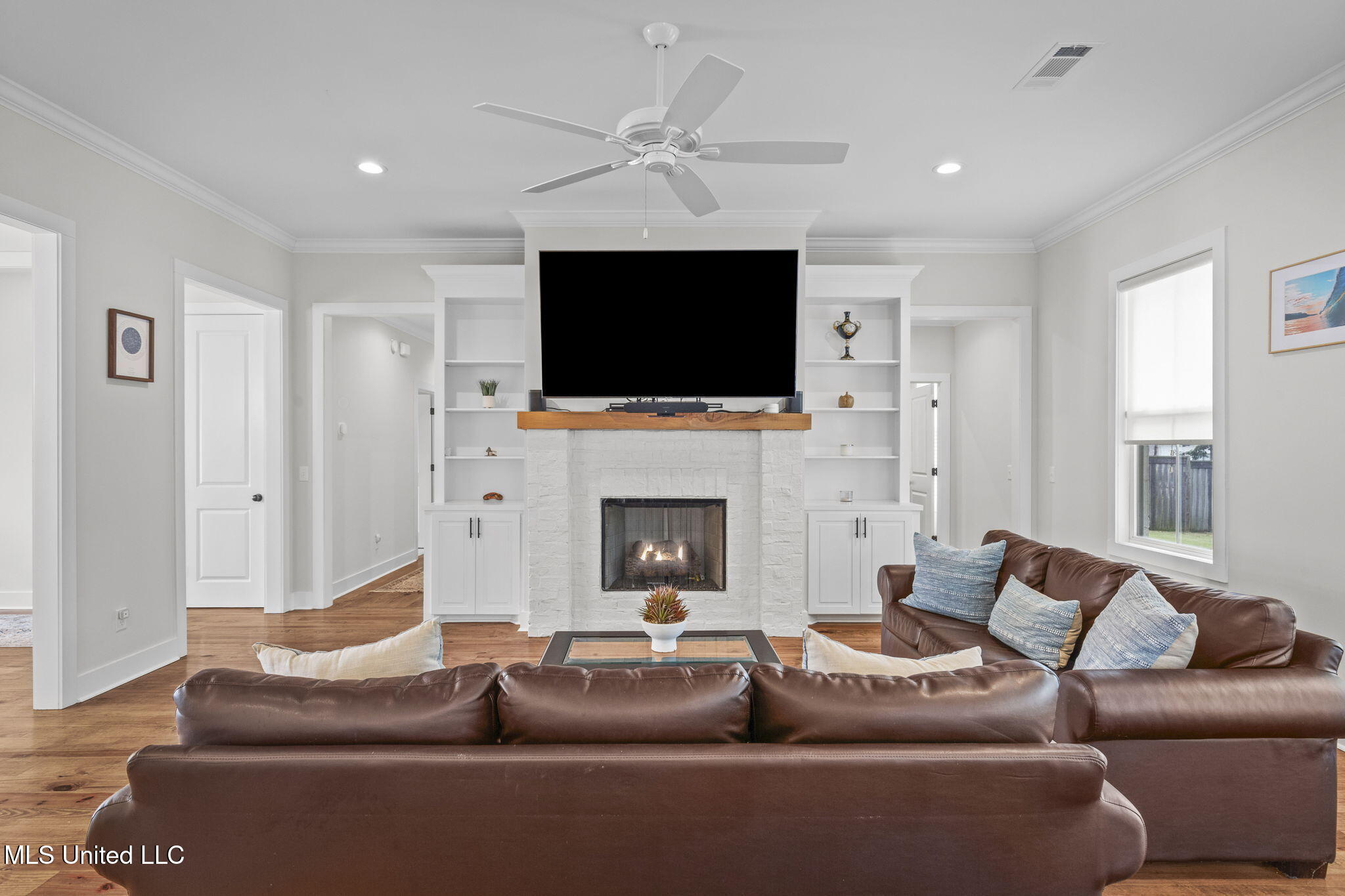 433 Crossvine Place Madison, MS 39110 - Photo 15 of 52 Gas Log Fireplace